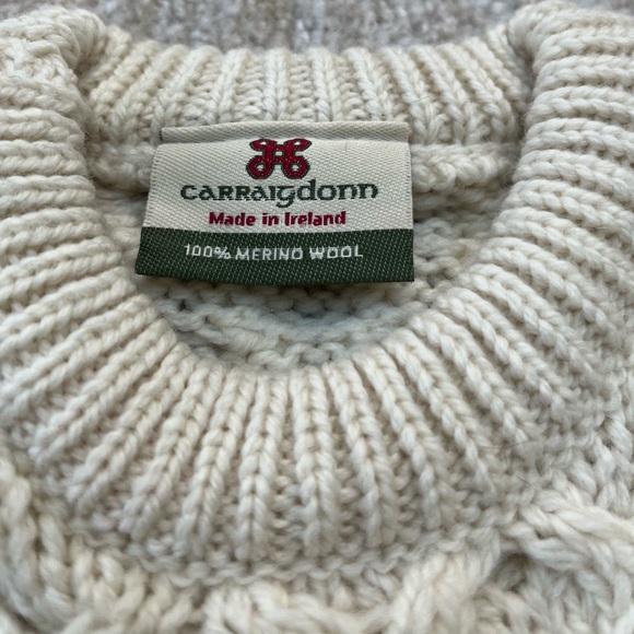 YOUTH CARRAIGDONN CREAM ARAN 100% MERINO WOOL SWEATER, SIZE MEDIUM - Picture 3 of 5